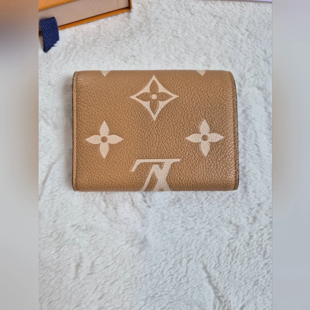 Louis Vuitton Victorine Wallet Arizona Bicolor Empreinte M80968
